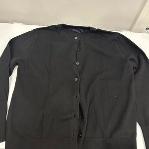 GAP Round Neck Cardigan Size M - NWT Black